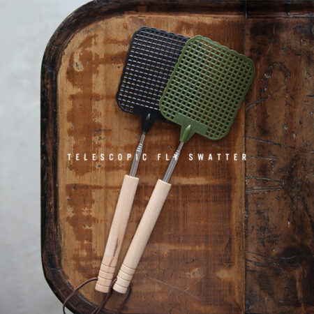 Telescopic Fly Swatter / ハエたたき KIKKERLAND